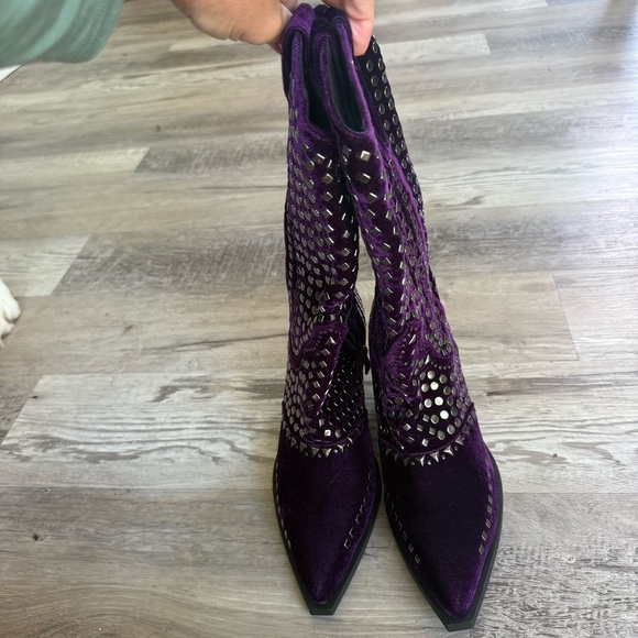 Studded Purple Velvet Women's BootsSize 38 - Picture 3 of 7